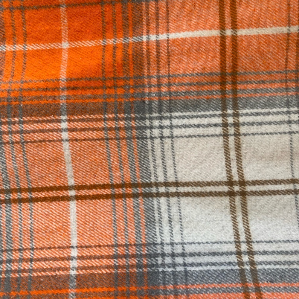 SHEIN Curve Orange Plaid Top 1X - Picture 5 of 6